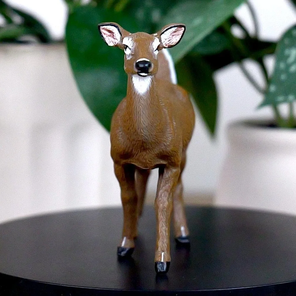 White-Tailed‎ Doe Figurine - Hand Painted Deer Action Toy Figure - Papo